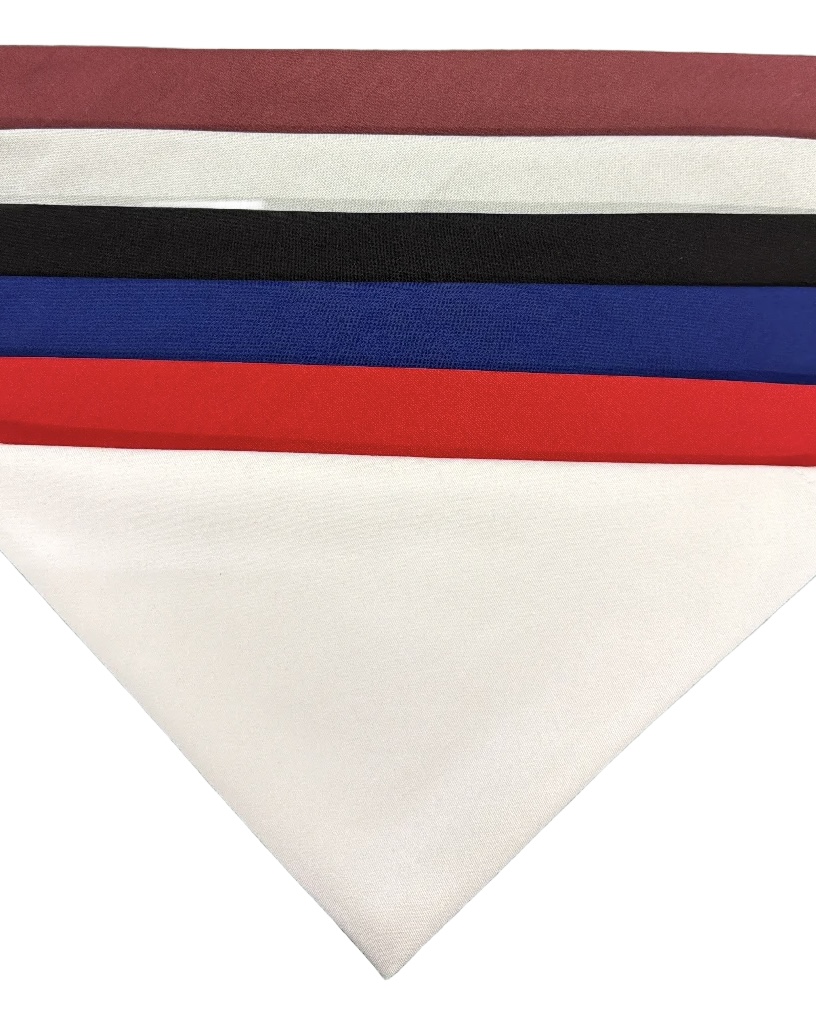 Foulard blanc et coloré